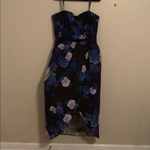A never worn high to low floral formal dress